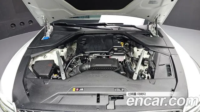Genesis G80 Бензин 2.5 турбо AWD — Фото автомобиля 6