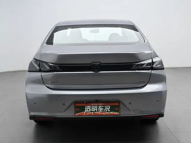 Peugeot 408 — Фото автомобиля 4