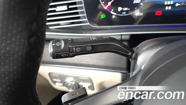Mercedes-Benz GLS-Class — Фото автомобиля 22