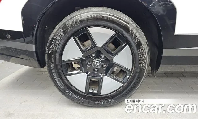 Hyundai Santa Fe MX5 — Фото автомобиля 5