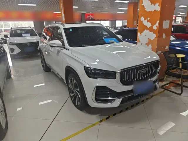 Geely Xingyue L — Фото автомобиля 3