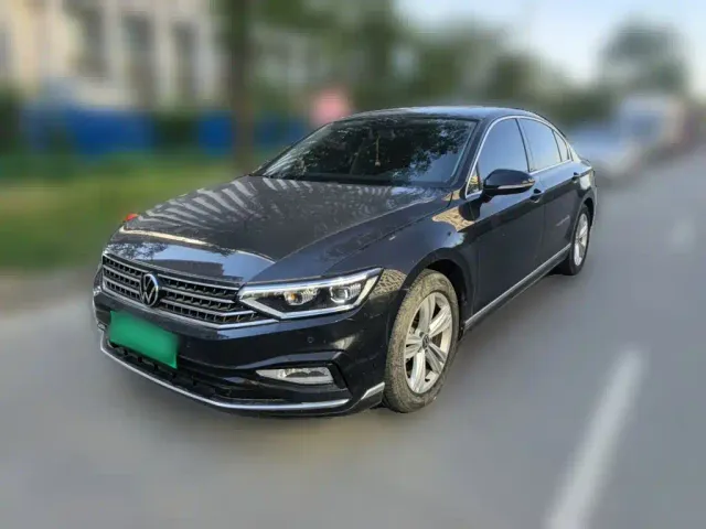 Фотография автомобиля — Volkswagen Magotan
