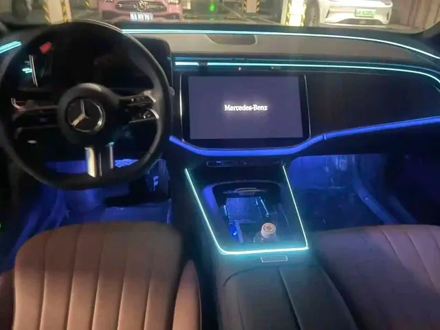 Mercedes-Benz E-Class — Фото автомобиля 6