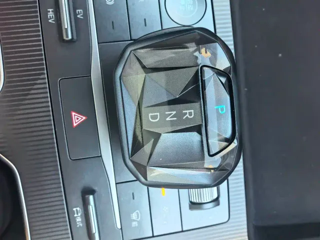 BYD Song L DM-i — Фото автомобиля 15
