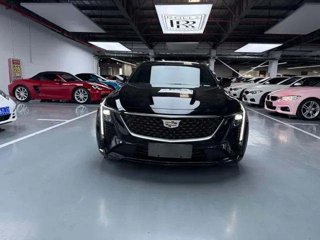 Cadillac CT5 — Фото автомобиля 2