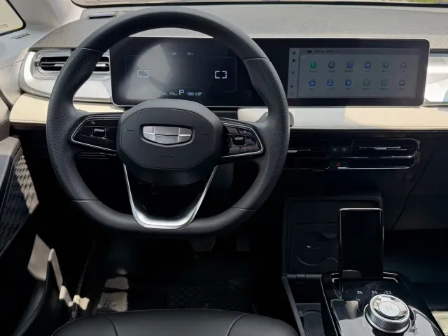 Geely Geometry E Firefly — Фото автомобиля 12