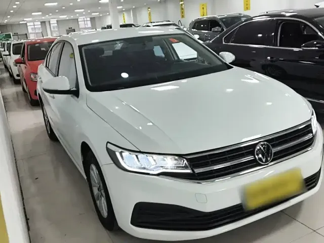 Volkswagen Bora — Фото автомобиля 21