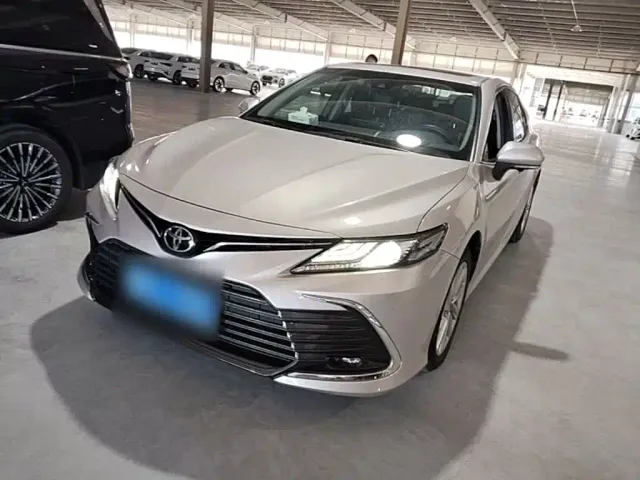 Фотография автомобиля — Toyota Camry