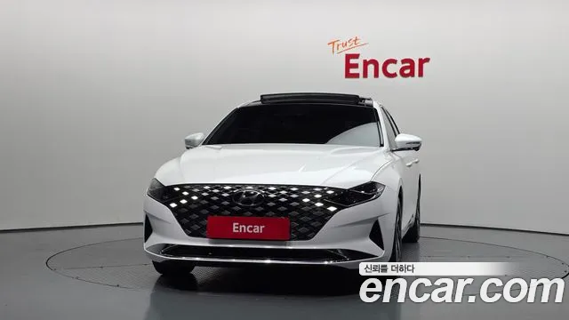 Hyundai Grandeur Exclusive — Фото автомобиля 3