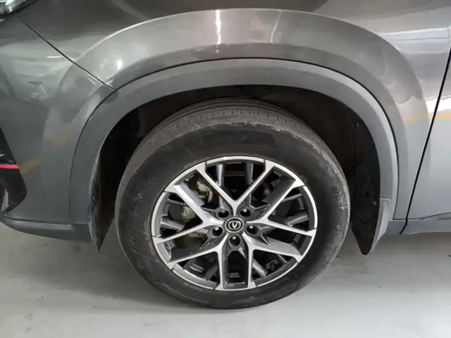 Changan CS75 Plus — Фото автомобиля 22