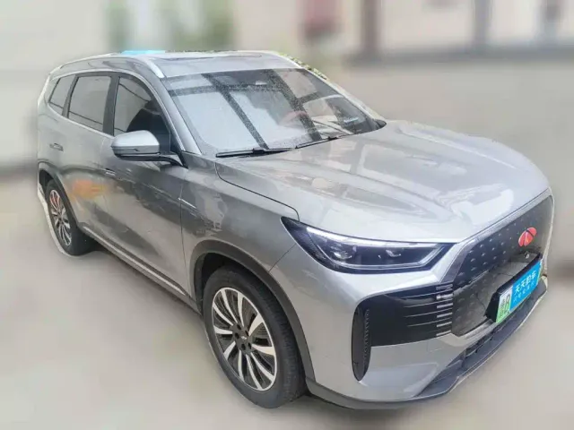 Chery Fengyun Fengyun T8 2025 Model 1.5T 130km Luxury 5-Seater — Фото автомобиля 3