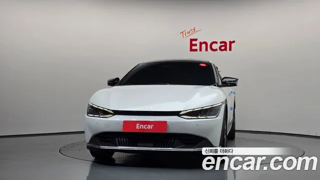 Kia EV6 — Фото автомобиля 3