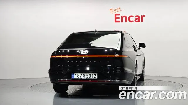 Hyundai Grandeur Grandeur (GN7) 2.5 Бензин 2WD — Фото автомобиля 4