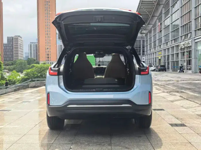 Nio ES6 — Фото автомобиля 14