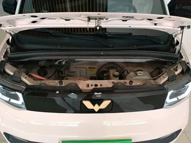 Wuling Hongguang Mini EV — Фото автомобиля 15
