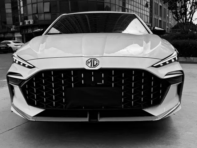 MG 6 — Фото автомобиля 4