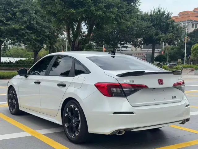Honda Civic — Фото автомобиля 6