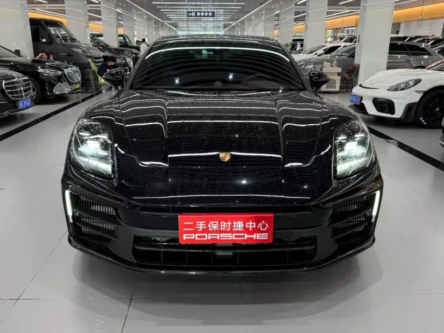 Porsche Panamera — Фото автомобиля 2