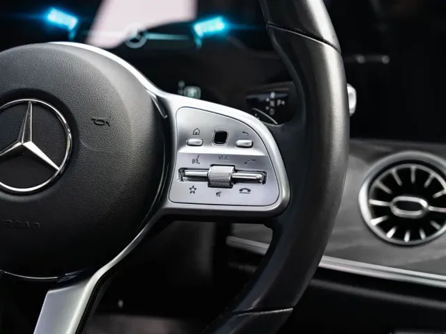Mercedes-Benz CLS-Class — Фото автомобиля 11