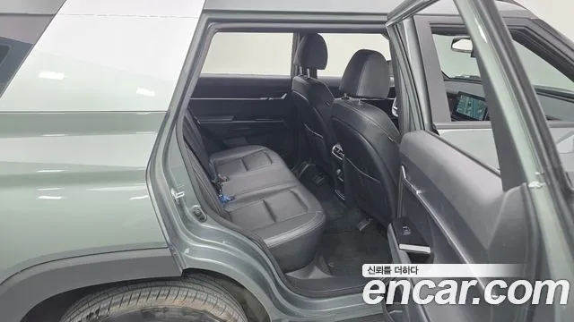 KGM Torres — Фото автомобиля 11