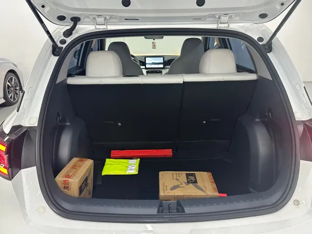 Geely Starry Wish — Фото автомобиля 15