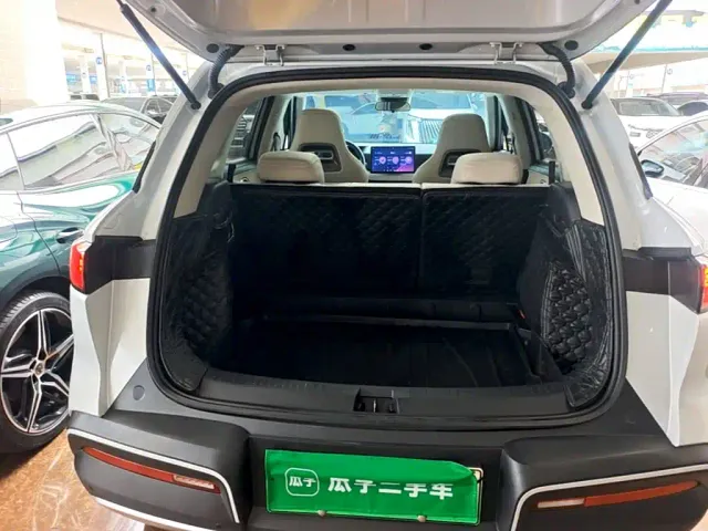 BYD Yuan UP — Фото автомобиля 18
