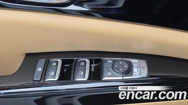 Kia Carnival Generation 4 — Фото автомобиля 17