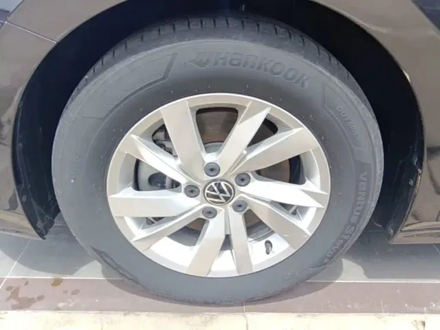 Volkswagen Passat — Фото автомобиля 22