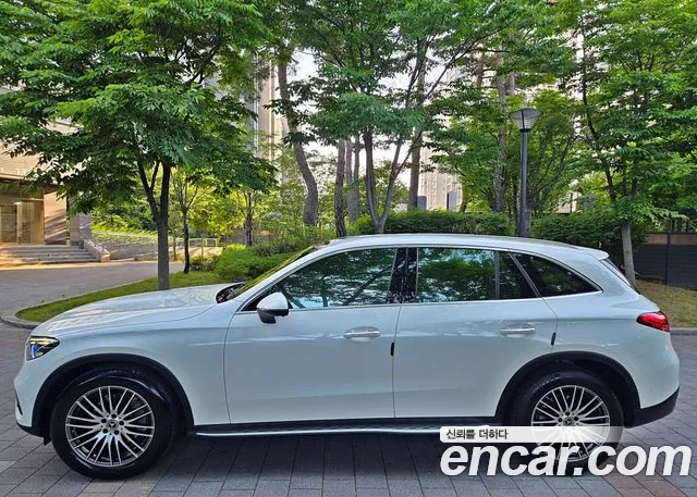 Mercedes-Benz GLC-Class GLC-класс X254 GLC300 4MATIC Avantgarde — Фото автомобиля 3
