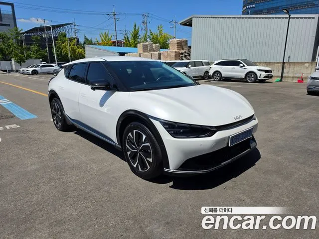 Kia EV6 — Фото автомобиля 2