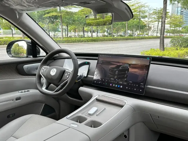 Leapmotor D Series — Фото автомобиля 7