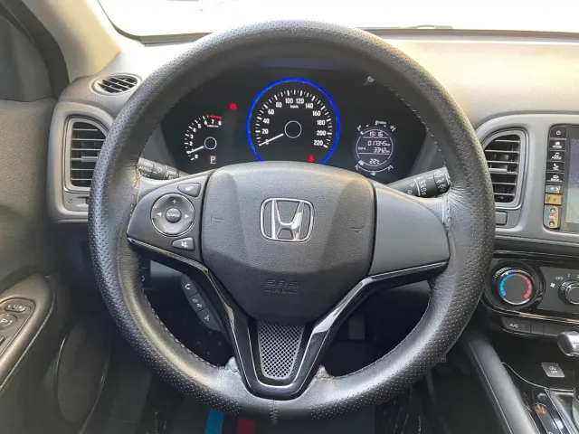 Honda Vezel — Фото автомобиля 12