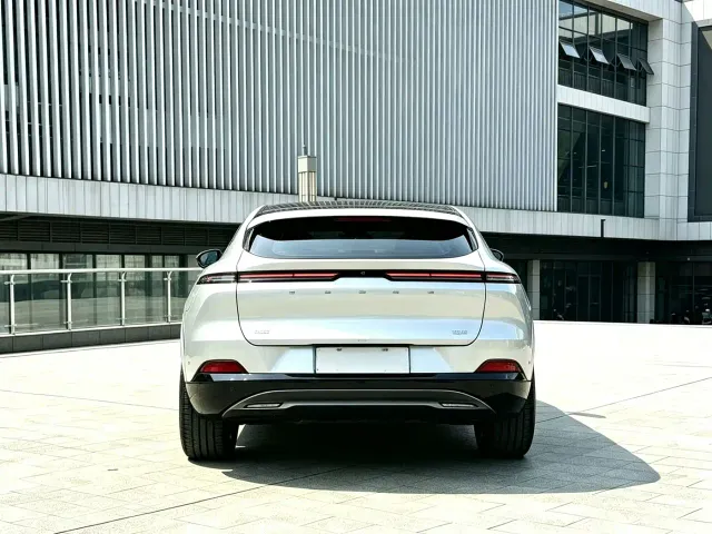 Xpeng G6 — Фото автомобиля 12