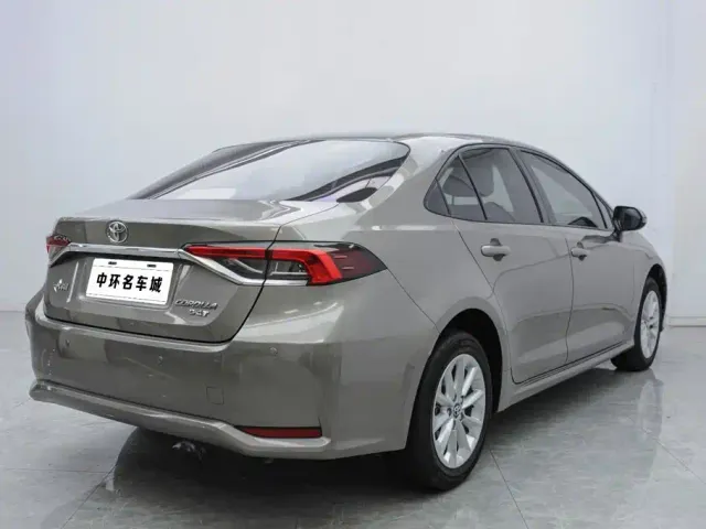Toyota Corolla — Фото автомобиля 16