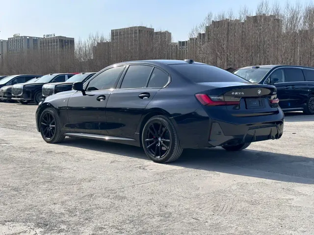 BMW 3 Series — Фото автомобиля 5