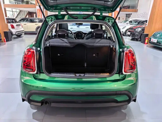 MINI Hatch — Фото автомобиля 17