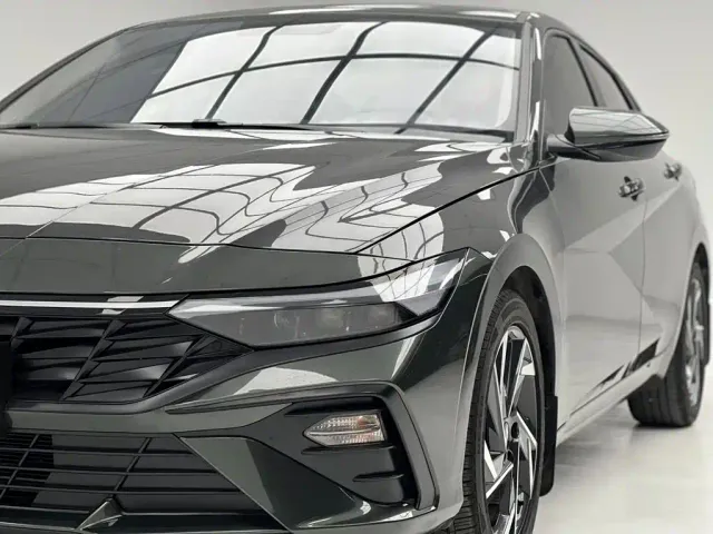 Hyundai Elantra — Фото автомобиля 10
