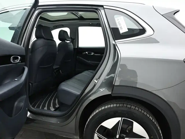 Geely Galaxy E5 — Фото автомобиля 13