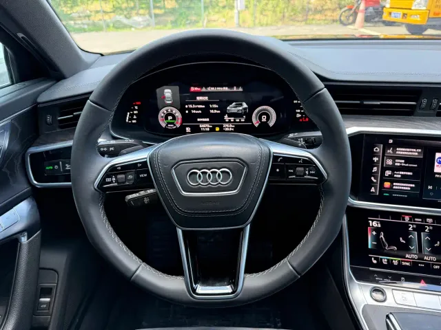 Audi A6L — Фото автомобиля 7