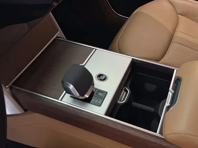 Land Rover Range Rover — Фото автомобиля 9