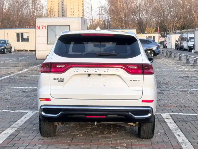 Haval M6 — Фото автомобиля 8
