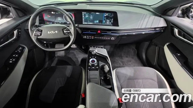 Kia EV6 — Фото автомобиля 10