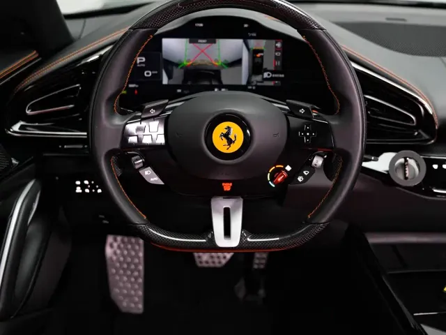 Ferrari Purosangue — Фото автомобиля 17