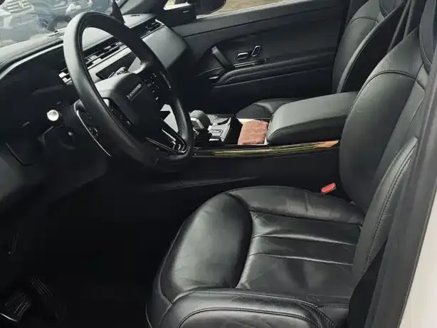 Land Rover Range Rover Sport — Фото автомобиля 14