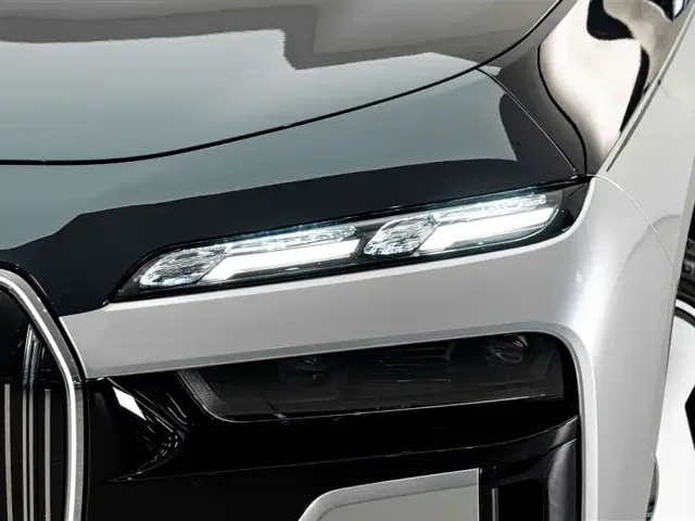 BMW 7 Series — Фото автомобиля 4