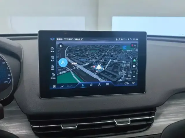 Hongqi E-QM5 — Фото автомобиля 13