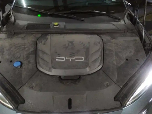 BYD Seal — Фото автомобиля 10