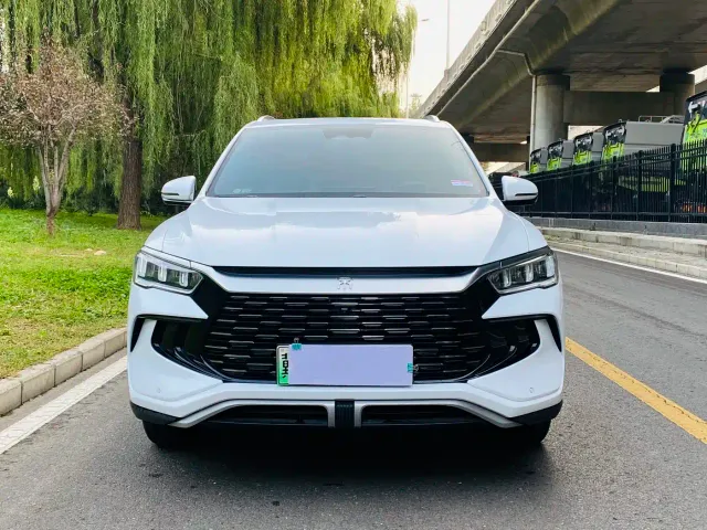 BYD Song Pro — Фото автомобиля 3