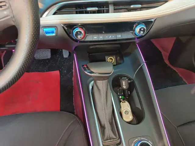 Buick Velite 6 — Фото автомобиля 13