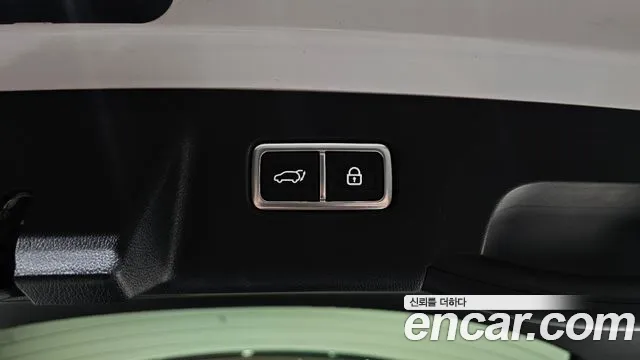 Kia Sorento Sorento 4-е поколение Бензин 2.5T 2WD — Фото автомобиля 15